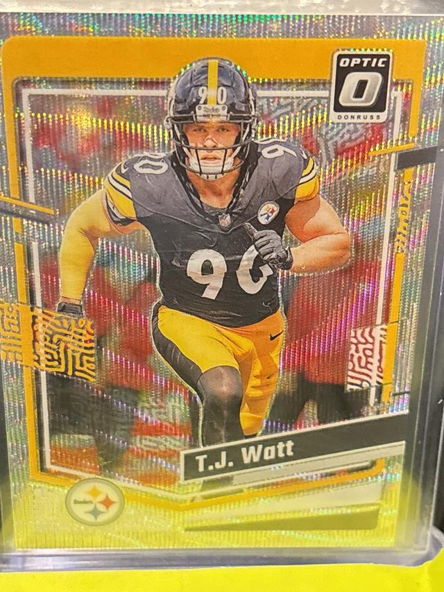 2023 Donruss Optic T.J. Watt ﻿Base Set Wave /300 #166