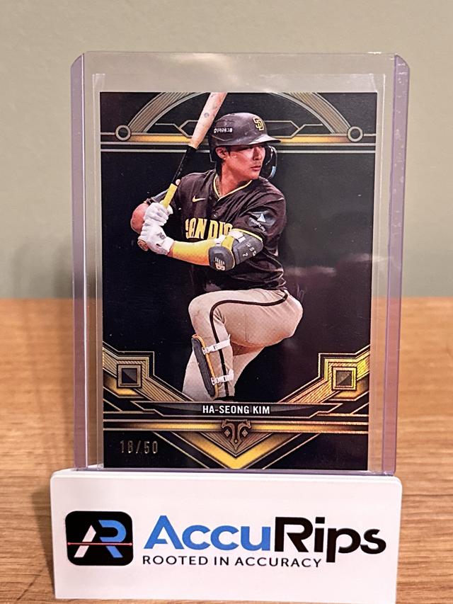 2024 Topps Triple Threads Ha-Seong Kim ﻿Base Set Onyx /50 #136