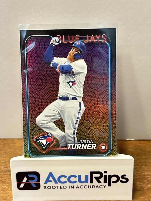 2024 Topps Series 2 Justin Turner BASE SET Holiday Parallel #598