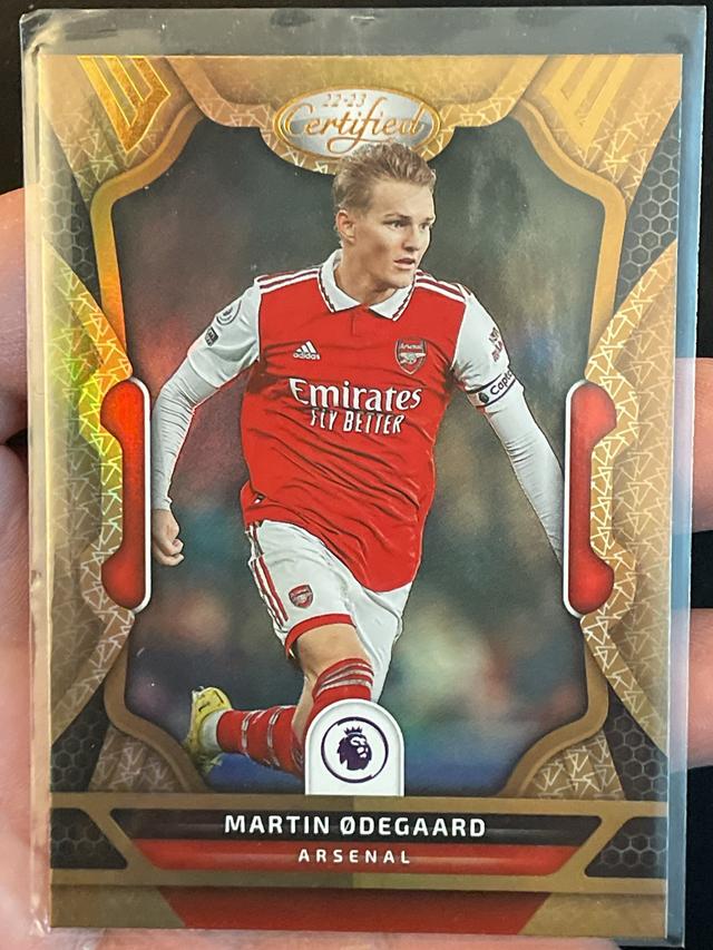 2022-23 Panini Chronicles Soccer Martin Odegaard #128