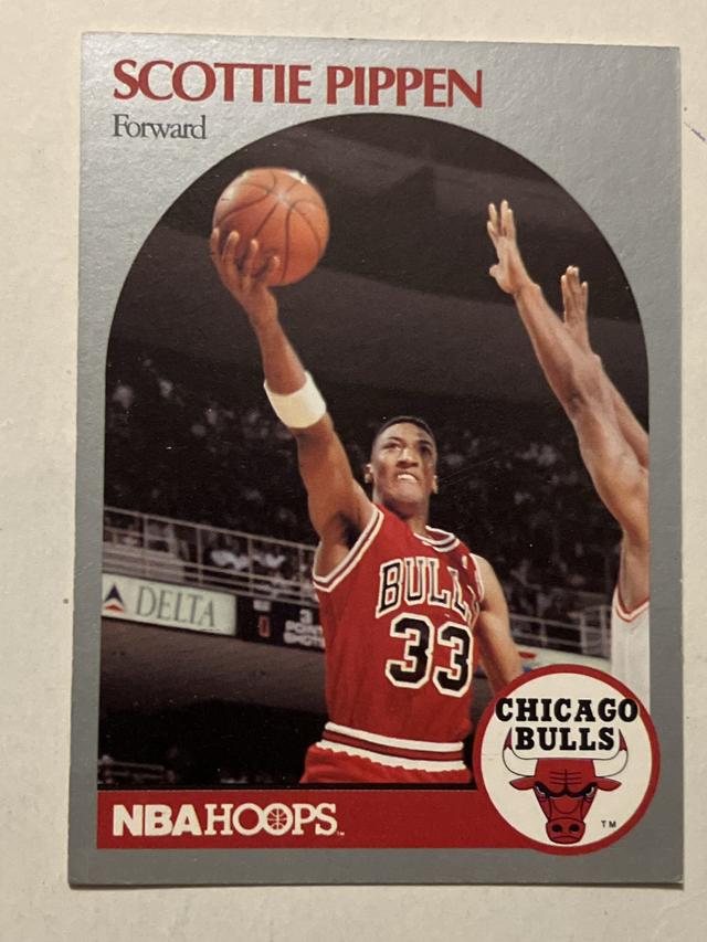 1990-91 Hoops Basketball Scottie Pippen ﻿Base #69