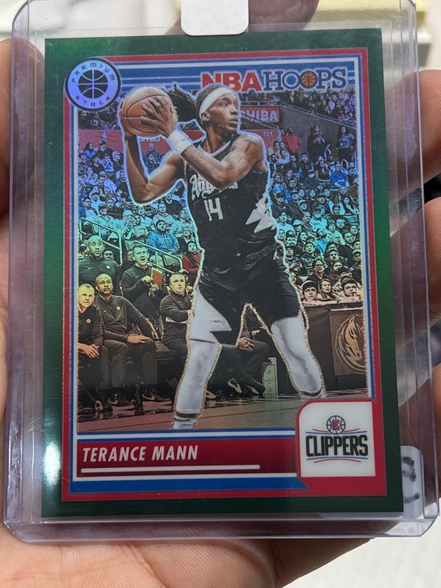 2023-24 Panini Hoops Premium Stock Terance Mann ﻿Base Set Green Prizms /75