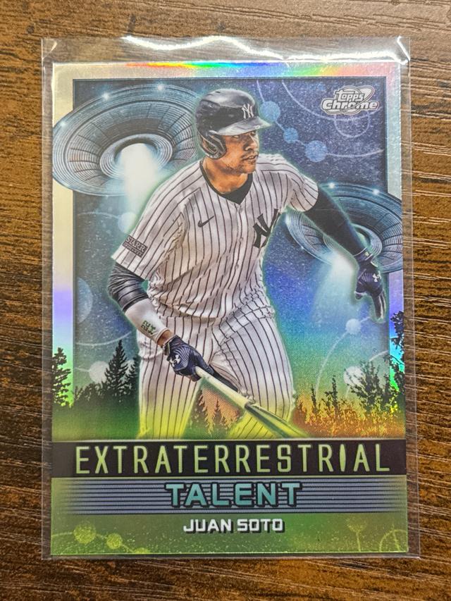 2024 Topps Cosmic Chrome Juan Soto Extraterrestrial Talent #ET-5