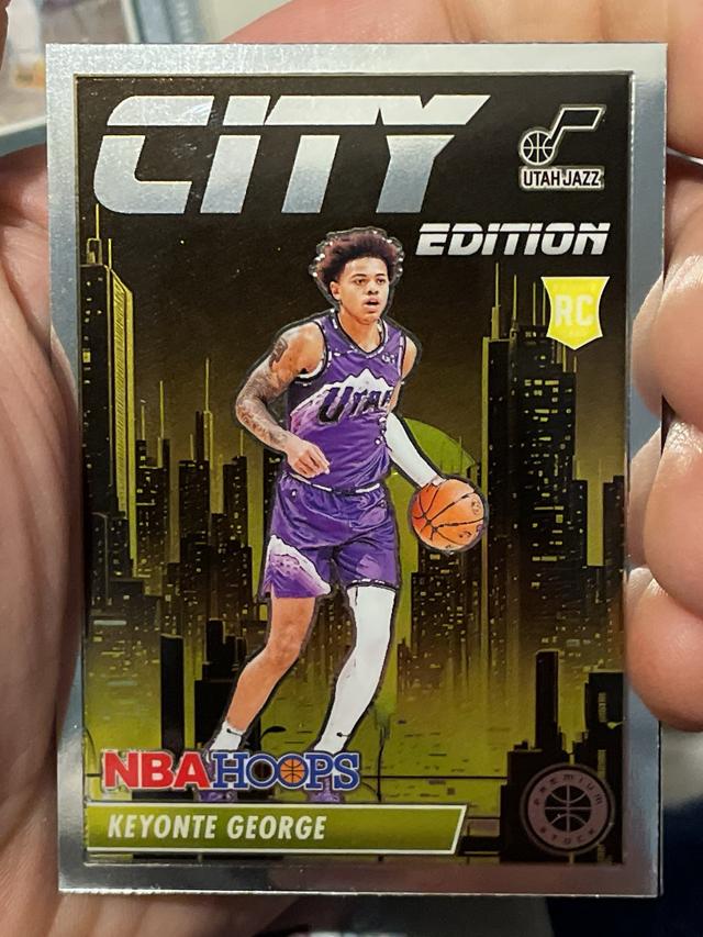 2023-24 Panini Hoops Premium Stock Keyonte George City Edition #16