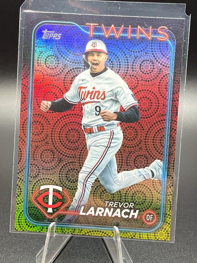 2024 Topps Series 2 Trevor Larnach BASE SET Holiday Parallel #568