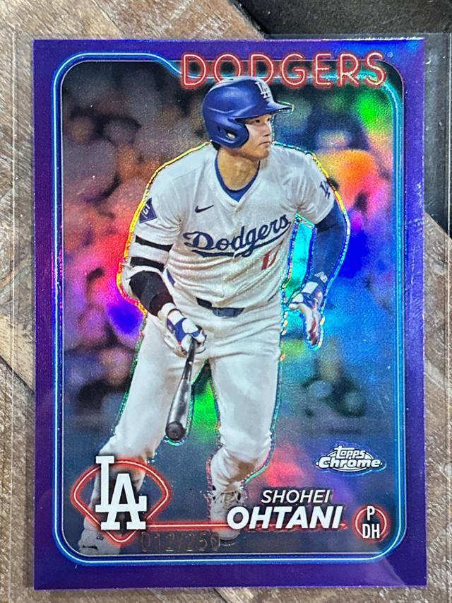 2024 Topps Chrome Shohei Ohtani ﻿Base Set Purple Refractors /250 #1