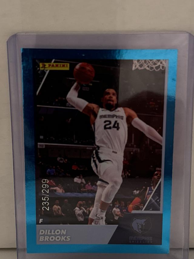 2021-22 Panini NBA Sticker & Card Collection Dillon Brooks /299 #16