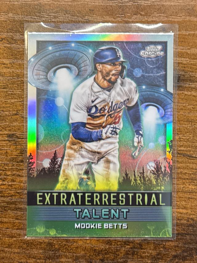 2024 Topps Cosmic Chrome Mookie Betts Extraterrestrial Talent #ET-12