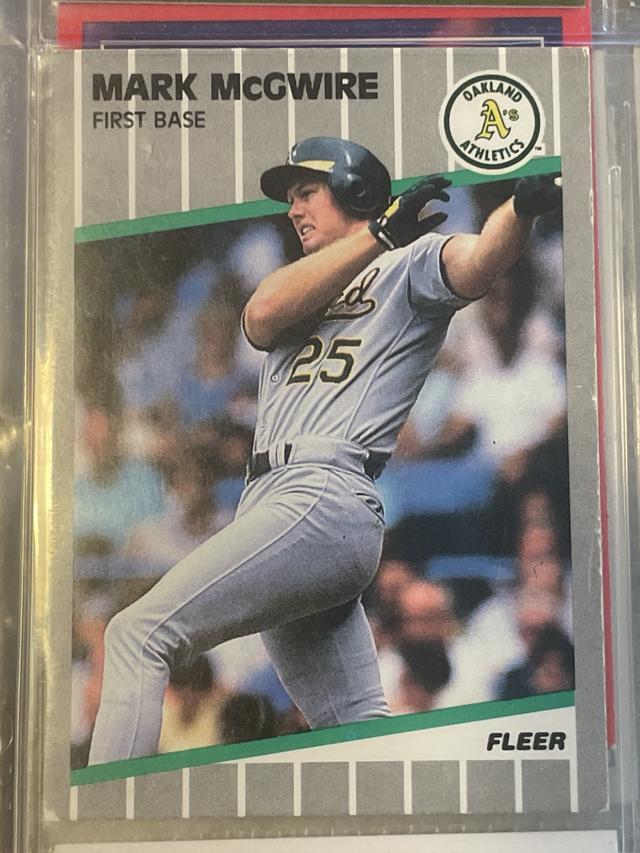 1989 Fleer Mark McGwire ﻿Base #17