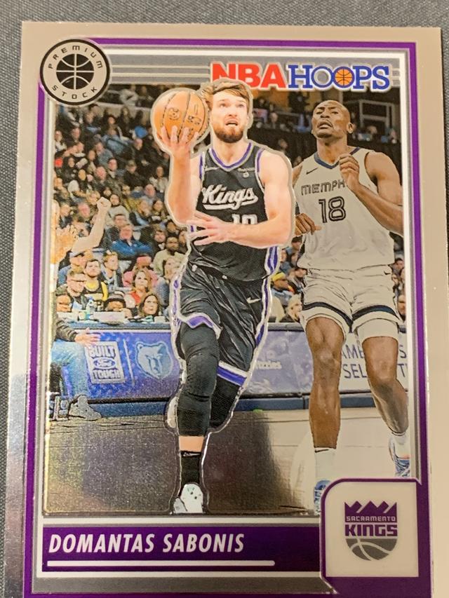 2023-24 Panini Hoops Premium Stock Domantas Sabonis ﻿Base Set #154