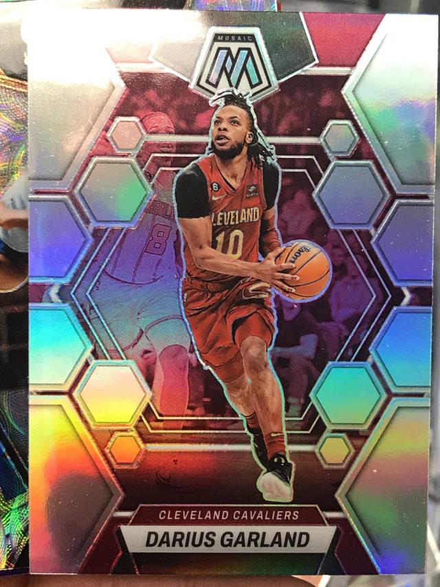 2022-23 Panini Mosaic Darius Garland Base Set Silver #124