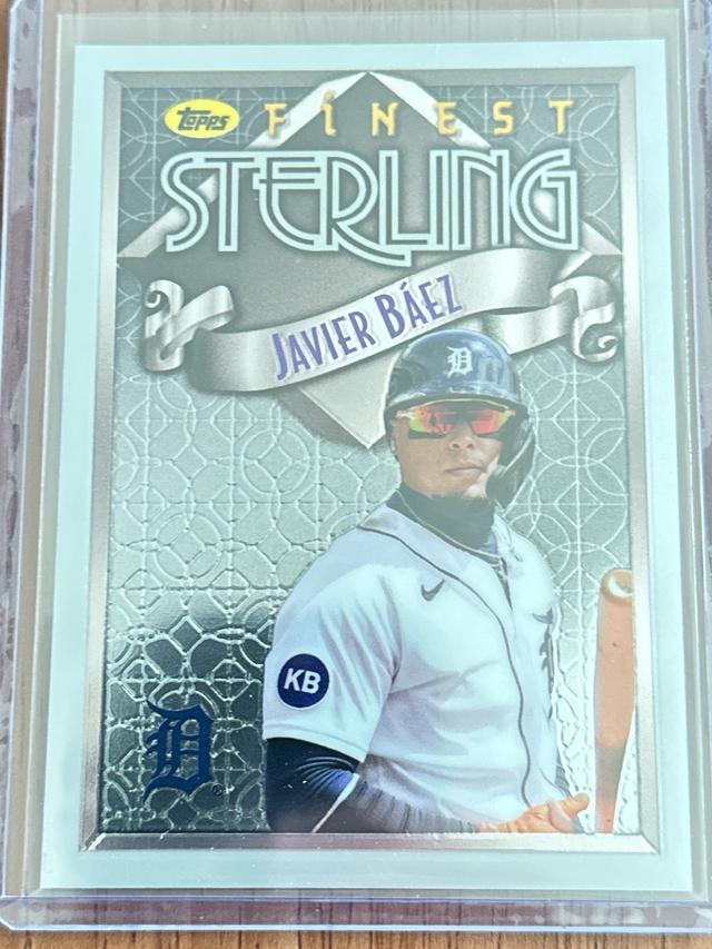 2023 Topps Finest Flashbacks Javier Báez FINEST STERLING UNCOMMON #129