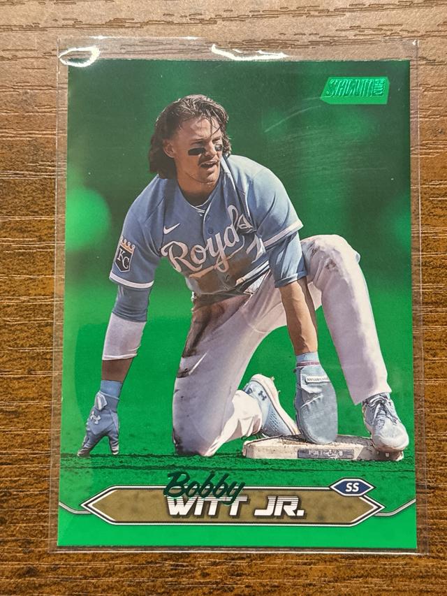 2024 Topps Stadium Club Bobby Witt Jr. ﻿Base Set Green Foil /199 #182