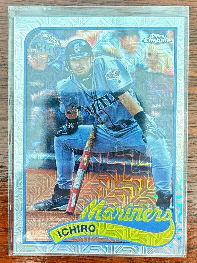 2024 Topps Series 1 Ichiro 1989 TOPPS BASEBALL CHROME CARDS MOJO #T89C-58