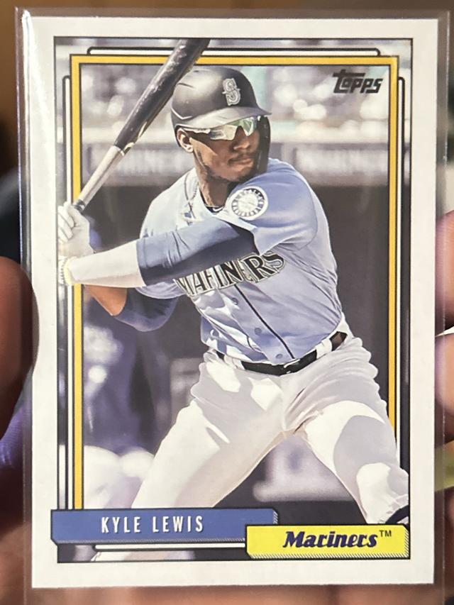 2021 Topps Update Kyle Lewis TOPPS 1992 REDUX #T92-42