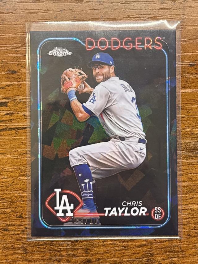 2024 Topps Chrome Sapphire Chris Taylor Black Refractor /10 #246 Dodgers