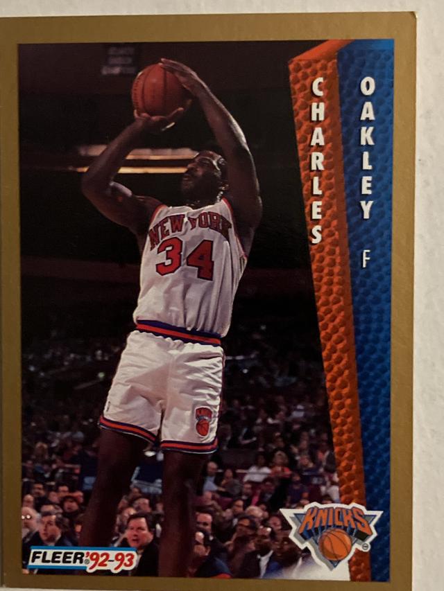 1992-93 Fleer Basketball Charles Oakley ﻿Base #154