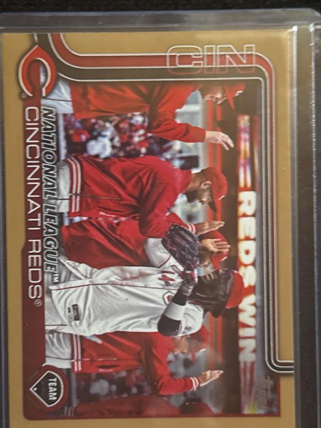 2025 Topps Series 1 Cincinnati Reds ﻿Base Set /2025 #99