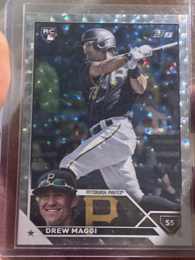 2023 Topps Update Series Drew Maggi BASE SET Silver Patterned Foil #US26