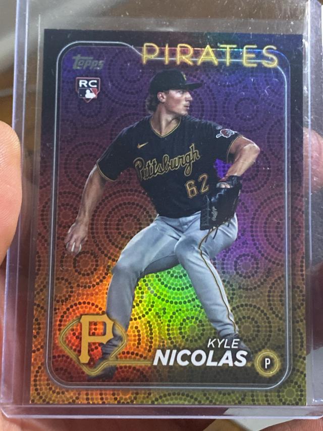 2024 Topps Series 2 Kyle Nicolas BASE SET Holiday #408