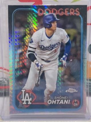 2024 Topps Chrome Shohei Ohtani ﻿Base Set Prism Refractors #1