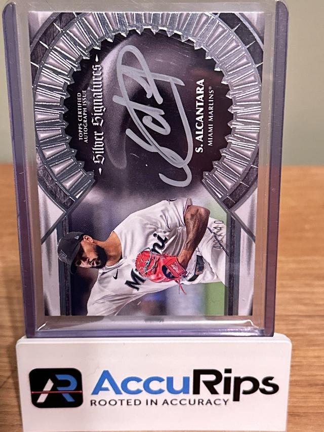 2023 Five Star Sandy Alcantara FIVE STAR SILVER SIGNATURES /40 #SS-SA