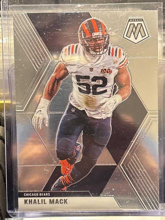 2020 Panini Mosaic Khalil Mack Base Set #40