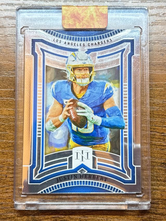 2023 Panini National Treasures Football Justin Herbert /25 Silver Treasure Hunt