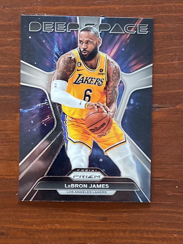 2023-24 Panini Prizm LeBron James ﻿Deep Space  #7