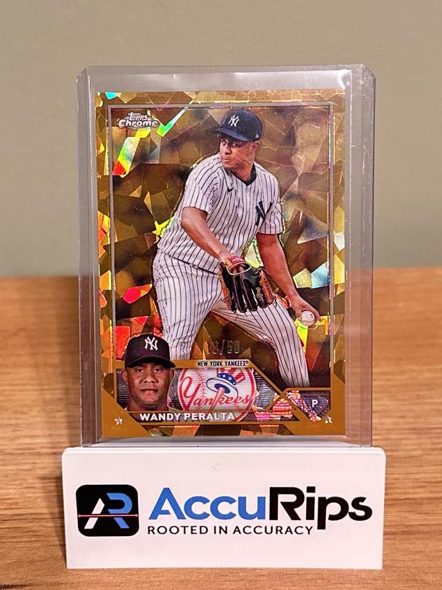 2023 Topps Chrome Update Series Sapphire Edition Wandy Peralta Gold /50