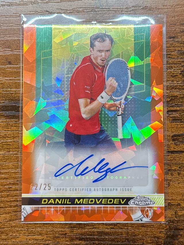 2024 Topps Chrome Sapphire Tennis Daniil Medvedev Auto Orange /25 #AIV-DMV