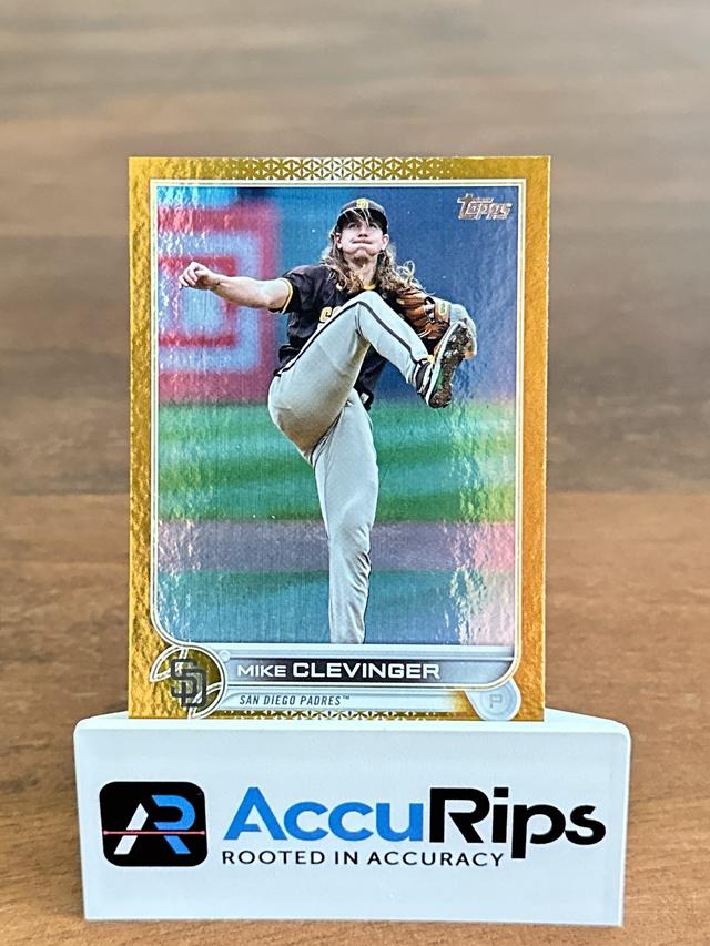 2022 Topps Update Mike Clevinger ﻿Base Set Gold Foil #US186