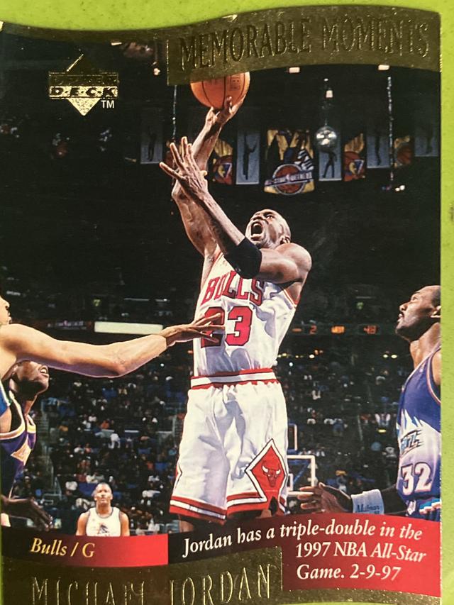 1997-98 UD Collector's Choice Michael Jordan Memorable Moments #1