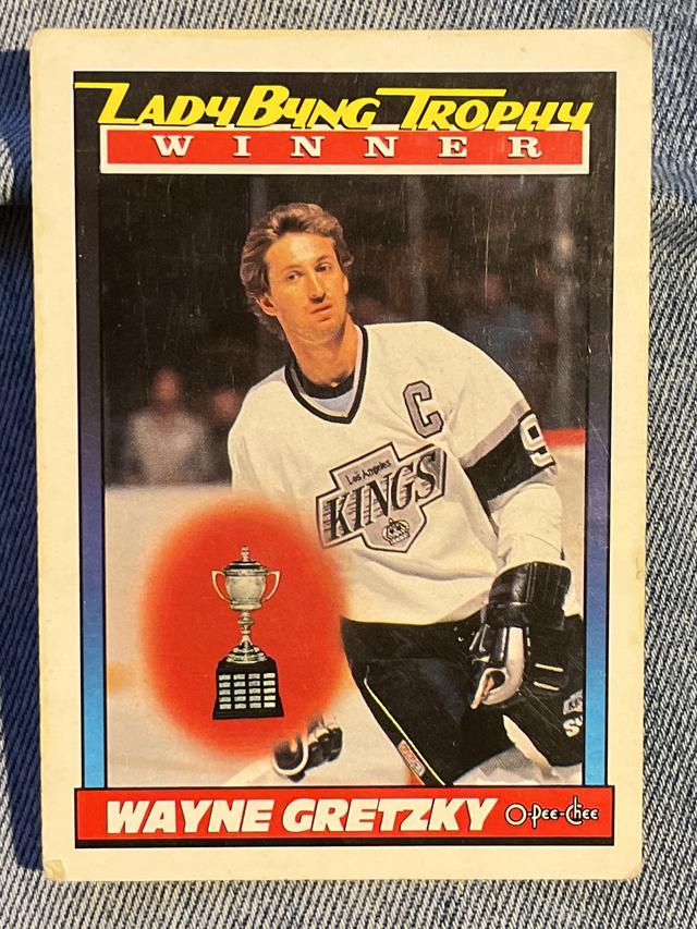 1991-92 O-Pee-Chee Wayne Gretzky AW ﻿Base #520