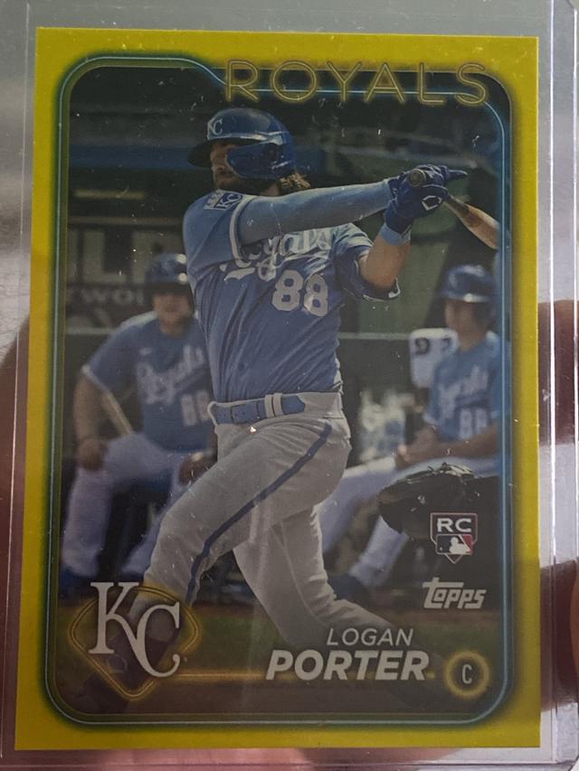 2024 Topps Series 2 Logan Porter BASE SET Yellow #666