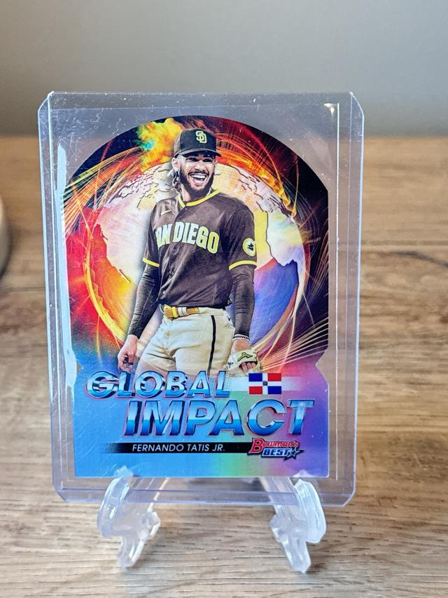 2022 Bowman's Best Fernando Tatis Jr. Global Impact Die-Cut Set #GI-21