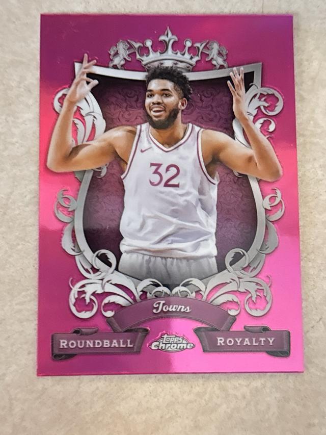 2023-24 Topps Chrome Basketball Karl Anthony Towns Pink Refractors #RR-10