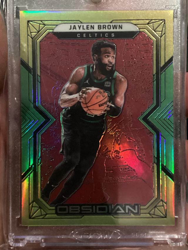 2021-22 Panini Obsidian Jaylen Brown Base Set #23