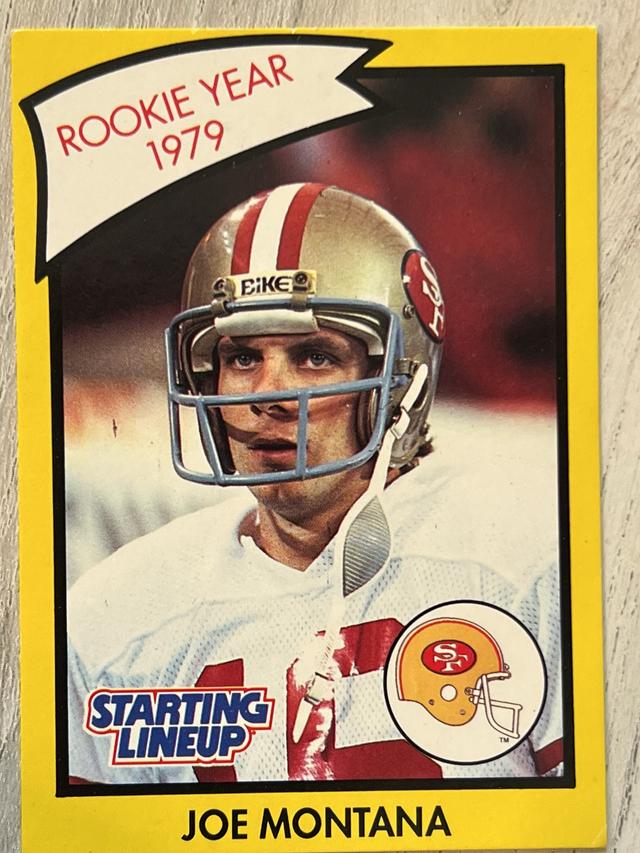 1990 Kenner Starting Lineup Cards Football Joe Montana RY ﻿Base #4852120010