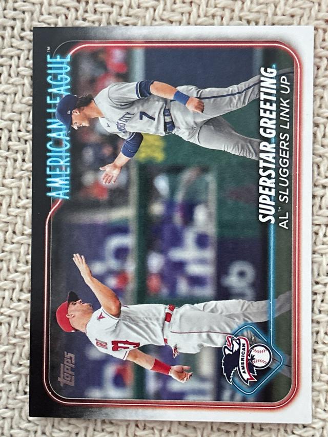 2024 Topps Series 2 Superstar Greeting BASE SET #413