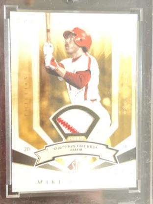 2004 SP Legendary Cuts Mike Schmidt ﻿Significant Fact Memorabilia #81