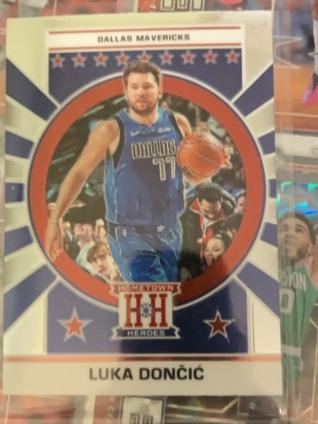 2021-22 Panini Chronicles Basketball Luka Doncic #664