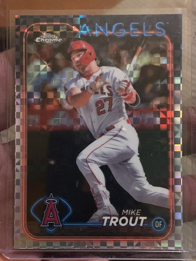 2024 Topps Chrome Mike Trout ﻿Base Set X-Fractors #200