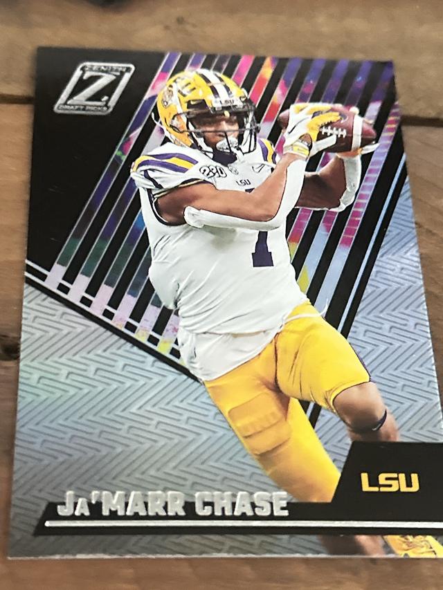 2023 Panini Chronicles - Draft Picks Ja'Marr Chase Zenith Set #20