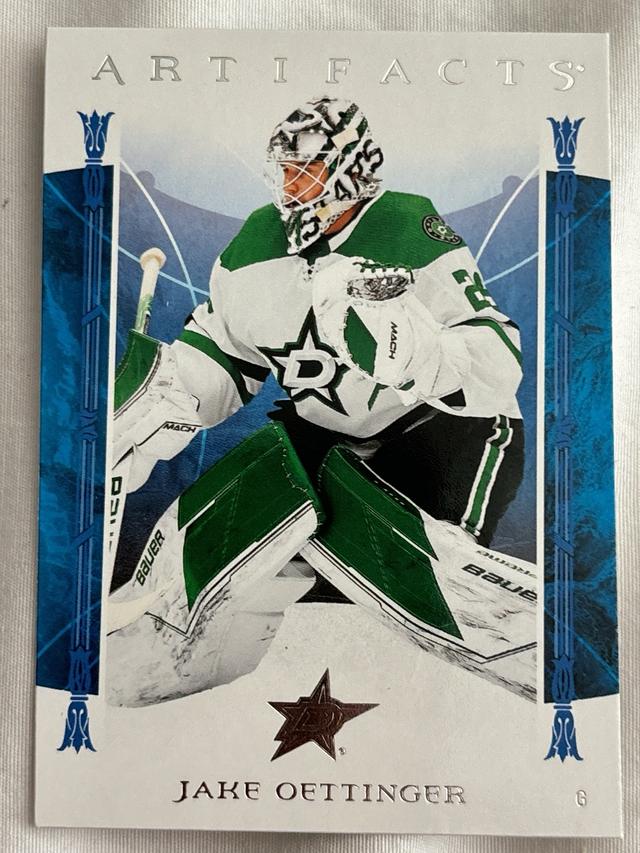 2022-23 Upper Deck Artifacts Jake Oettinger #14