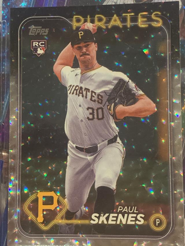 2024 Topps Update Series Paul Skenes ﻿Base Set Silver Crackle Foilboard #US100