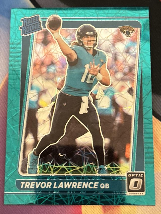 2021 Donruss Optic Football Trevor Lawrence Green Velocity #201