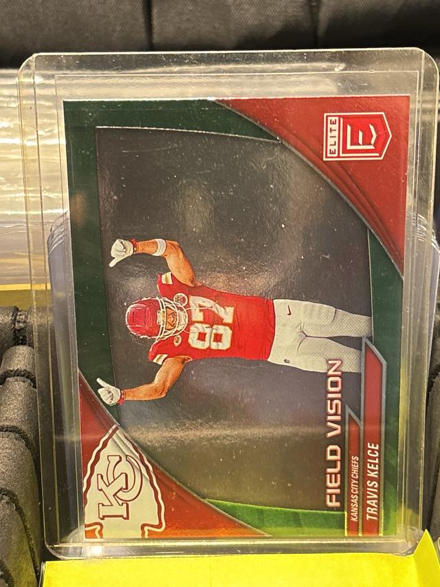 2024 Donruss Elite Travis Kelce Field Vision #5