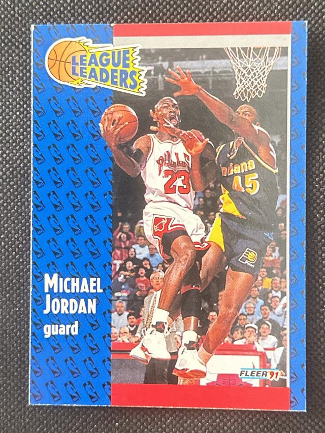 1991-92 Fleer Basketball Michael Jordan ﻿Base #220