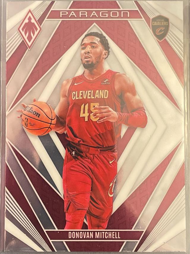 2023-24 Panini Phoenix Basketball Donovan Mitchell Paragon #1